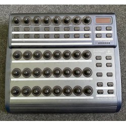 Behringer B-Control Rotary BCR2000 USB/MIDI-OCCASION - MUSIC AVENUE...